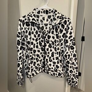 Fabletics Cropped Leopard Print Fleece Jacket sz M